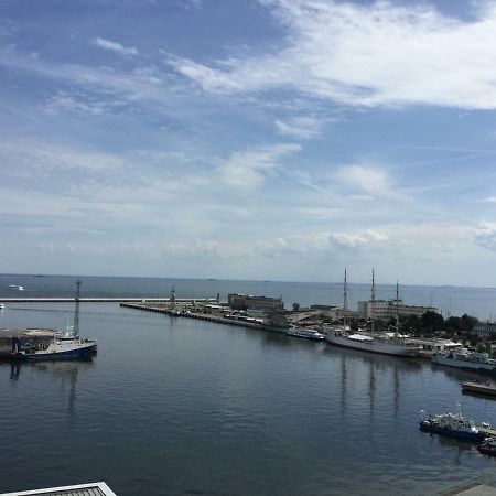 Apartament Sea Towers View Гдыня Экстерьер фото
